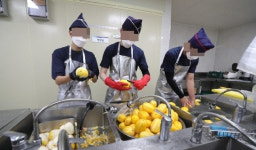 지휘부 황제식사 백마회관 관리관도 병사들 갑질·폭행·성희롱