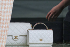 나만 힘든가?…명품백 수입, 2211억→7918억 껑충