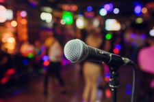 노래방서 술 팔았다가 술값 40배 벌금폭탄…신고자=술 시킨 손님