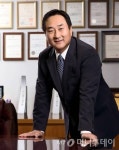 올해 벤처업계 최고 혁신 기업에 루트로닉…금탑산업훈장 수상