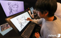 10배 빠른데 비용은 반값...60억원 빨아들인 AI 웹툰 작가