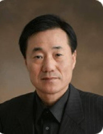 한미그룹 경영권 싸움 '키맨' 신동국, 선대회장과 인연이 꽃놀이패로