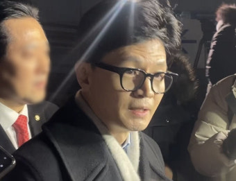 한동훈, '피습' 배현진 병원 방문 