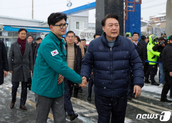 윤석열 대통령, 한동훈 비대위원장 용산에 불러 '깜짝' 오찬 회동