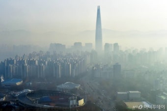 [오늘날씨]연휴 첫날 아침 영하 6도 쌀쌀…미세먼지 '한때나쁨'