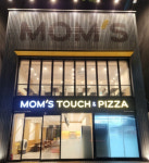 하나만 팔면 손해…무인+멀티 오프라인 매장의 진화