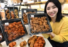 치킨 3만원 시대…홈플러스, 가성비·맛 잡은 닭강정 리뉴얼 출시