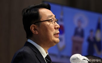 '하위 10%' 윤영찬·김한정 경선 탈락…박용진·정봉주 결선행