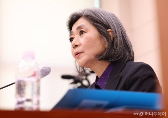 김행, 진중권에 