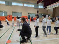 역도로 11명 무게 들었어요..늘봄학교 강사된 마성의 장미란