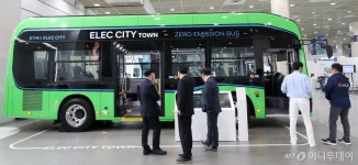 액화수소 첫 충전소 문 열었다…게임체인저 가동에 올인