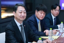 6년만에 열린 한일 산업장관회의…공급망·통상 전방위적 협력