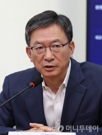 '국회의장 도전' 정성호 