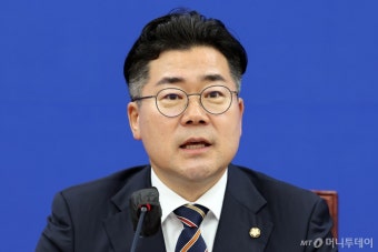 민주당, '찐명' 박찬대號 출범…'盧사위' 곽상언도 원내 지도부에