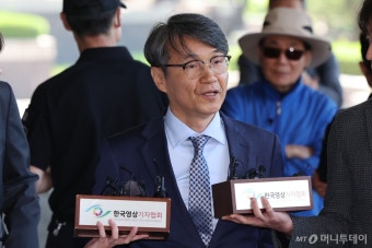 [영상]'명품백 수수' 최재영 목사 검찰 출석…