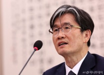 오동운, '김 여사 명품백' 질의에...