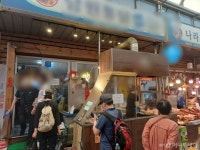치킨값 3만원, 그 돈 내고 시키긴 싫어…시장 통닭에 줄 선 서민들