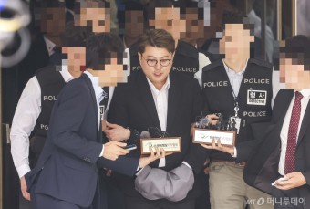 '음주 뺑소니' 김호중 KBS서 못 본다…한시적 방송출연 정지 결정