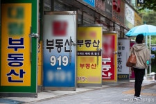 불경기 공인중개사사무소, 4월 1367곳 문닫았다…올해 최대