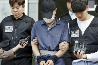 모자 눌러쓴 '강남 모녀 살해' 박학선…
