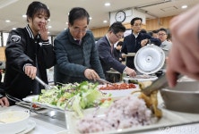 초등학생 피아노 학원 보내면 세금 깎아줘?…이르면 하반기부터