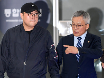검찰총장 대행출신 김호중 변호인, 재판 앞 사임…