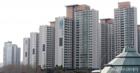 반래퍼 40억 클럽 가입 한 달만 또 신고가…반포 원조 대장 움직인다