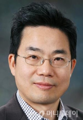 산업부 1차관에 박성택 산업정책비서관…경사노위위원장 권기섭