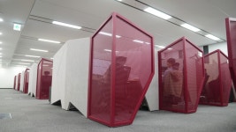 자리마다 500만원 파티션 세워 독립공간…개발자 알아주는 사장님