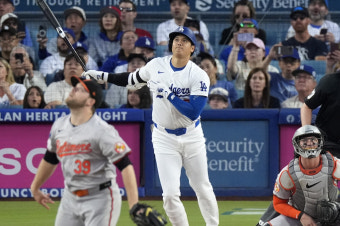 'MLB 최초 43홈런-43도루' 오타니, 홈런·도루 추가…50-50눈앞