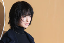 나나, 전신 탈의→문신 제거 과정 공개…온몸 비틀며 "간지럽다"