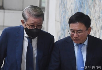 '횡령·배임' 최신원 전 SK네트웍스 회장…2심서 징역 12년 구형