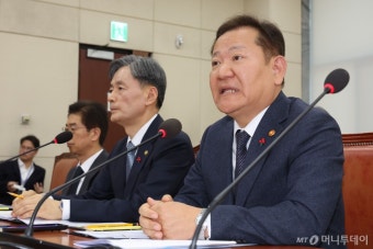 이상민 행안장관, 사의 표명…