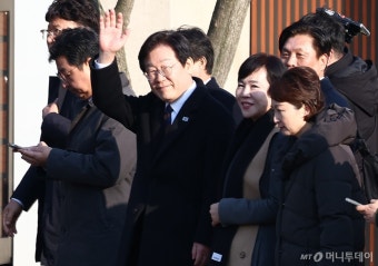 이재명 김문수, 42%대 46%→42%대 28%…편차 큰 여론조사, 왜?