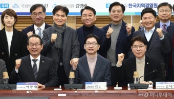 김경수 
