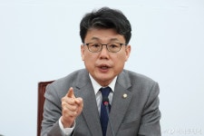 野 진성준, 이재명-이재용 회동 앞두고 반도체법, 적극 입법 입장