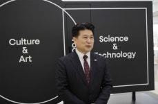 김동찬 삼양식품 대표 해외에서 불닭으로 1조원 이상 매출 올릴 것