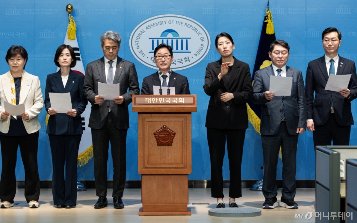 이재명 대통령, 한덕수 전 국무총리의 헌법재판관 후보자 지명 철회
