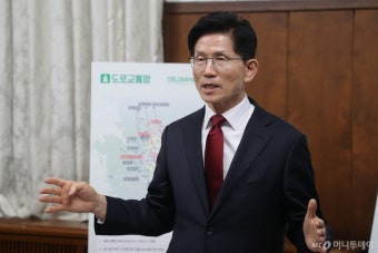 홍준표, 윤석열 탈당 후 김문수 지지 선언! 보수 통합 논의 활발
