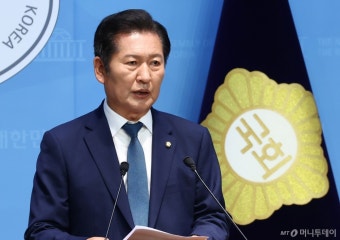 정청래 후보, 두 번째 연승으로 민주당 대표 선출 경쟁서 우위 달성