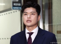 김용태 새 원내대표가 개혁안 여론조사하면 결과 상관없이 사퇴