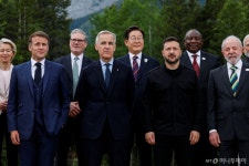 이재명 대통령, G7 정상회의 확대세션 참석···'에너지 안보·AI 혁신' 강조