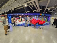 오픈런 대기줄 1000명... 4년 만에 돌아온 롯데마트 구리점 인산인해[리얼로그M]