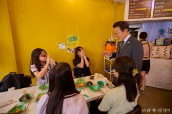 이재명 대통령, 대통령실 청년담당관 선발…'스펙' 대신 '정책제안서' 본다