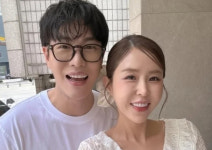 신지, ♥문원 논란에 결국 나섰다…전처도 행복하길 응원