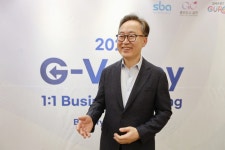 K뷰티 키우려 현장 뛰는 금천구청장…중기·스타트업에 기회를