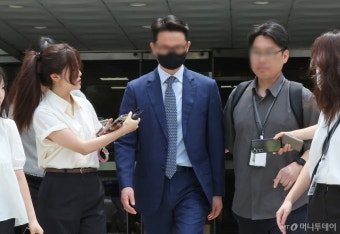 '건진법사 청탁 의혹' 통일교 전 간부 구속…