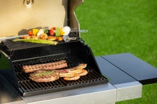 노을 보며 바비큐 파티…쏠비치 양양·삼척, 야외 BBQ존 운영