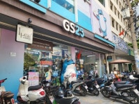 편의점 앉아 공부를?…맘껏 하세요 와이파이도 깔아준 GS25, 이유는