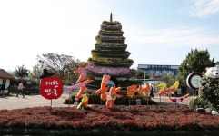 총천연색 ‘국향’에 취해 마법 속으로 풍~덩